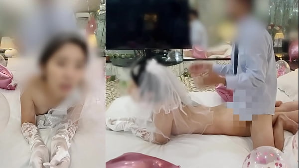 [戴绿帽子婚礼]“感觉比我丈夫好……射在我体内……！”新婚妻子的外遇和不道德行为。